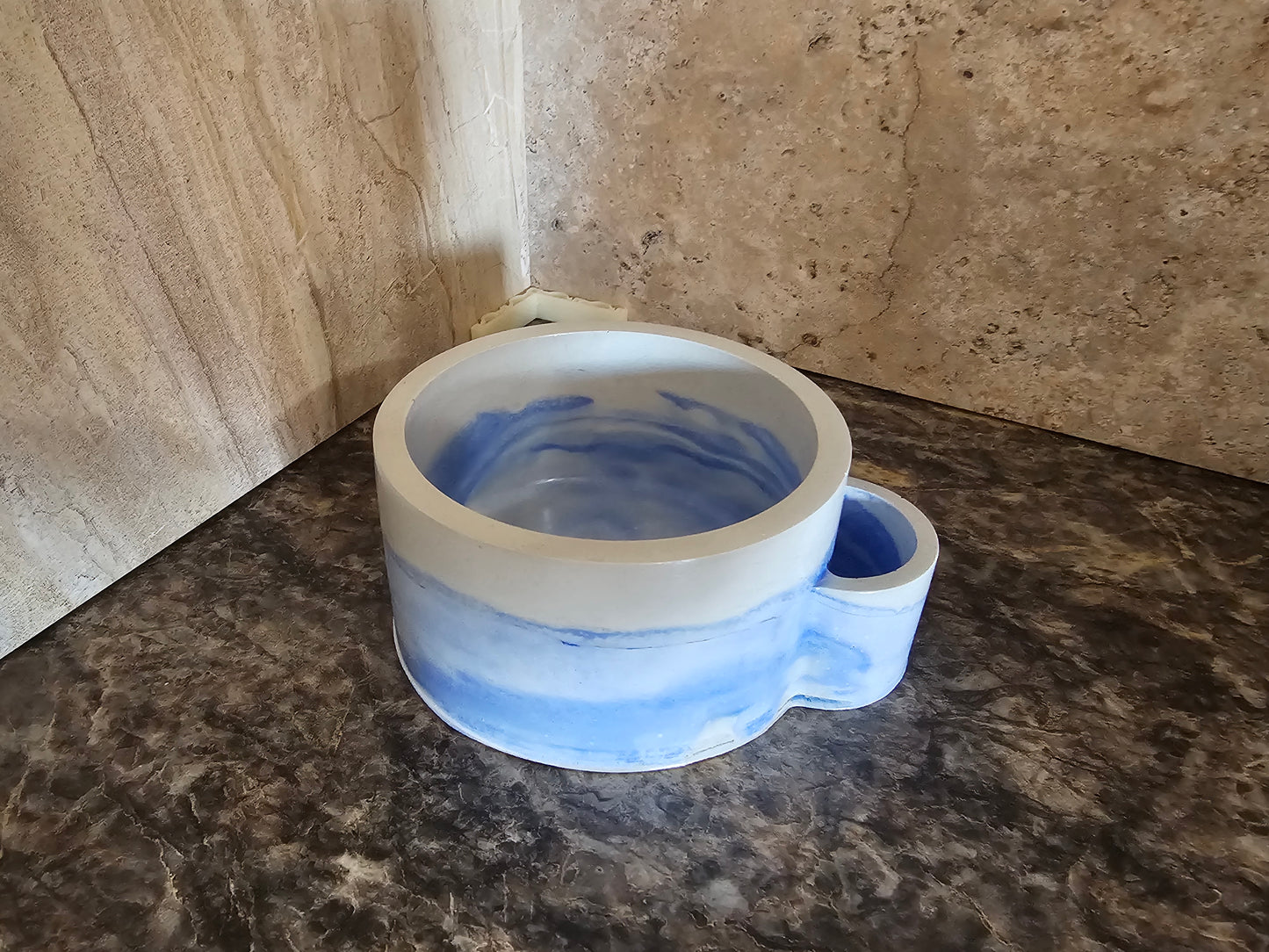 Round Candle Holder with Matches Holder
