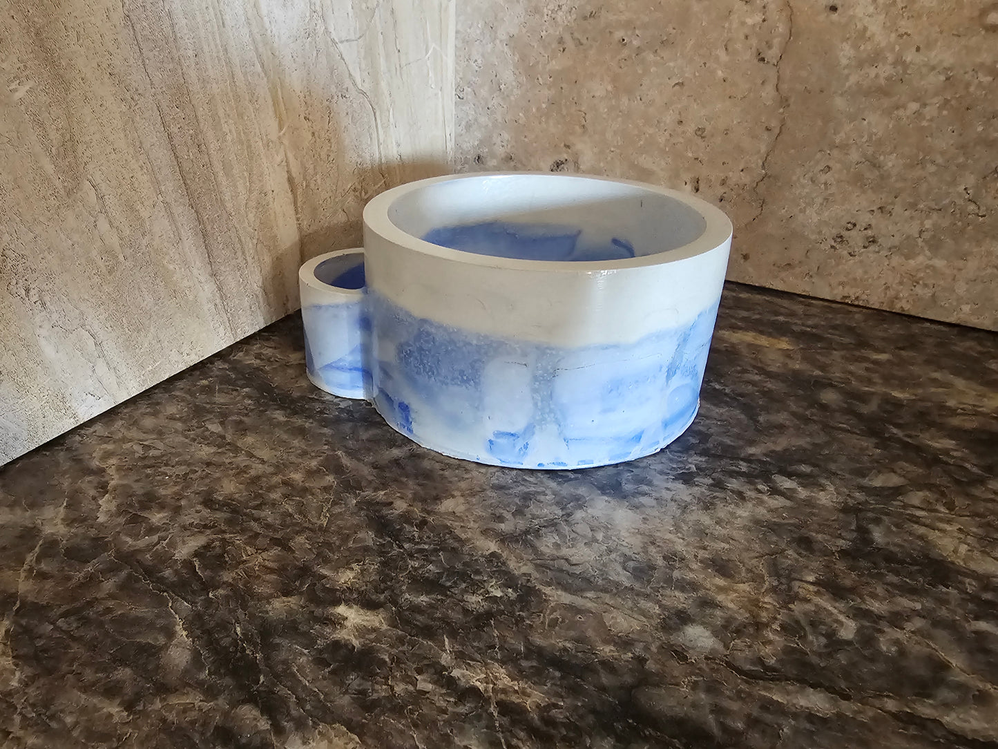 Round Candle Holder with Matches Holder